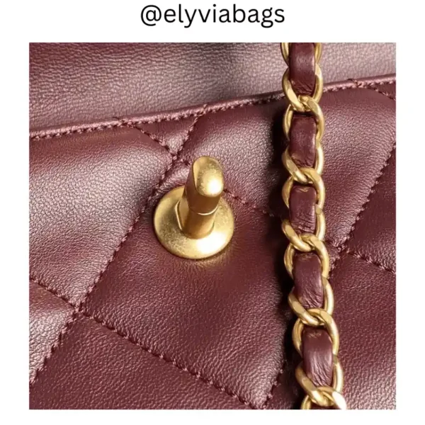 Chanel Clutch Flap Bag Plum Front view (3)