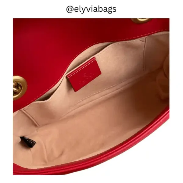 GG-Marmont Shoulder Bag Red inside view