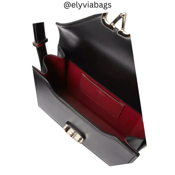 VG VLOGO Letter Shoulder Bag open view