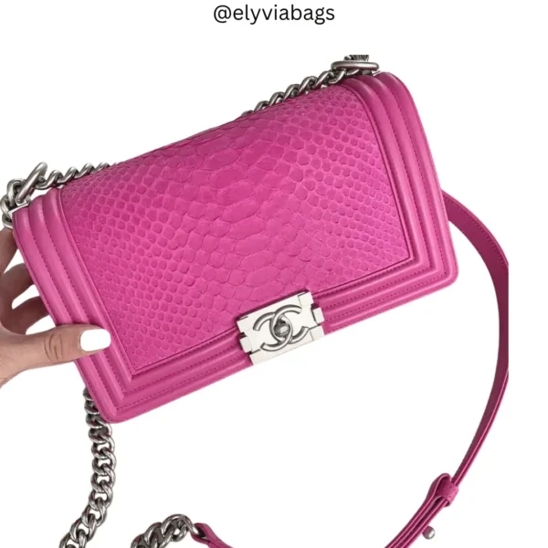 chanel caviar boy bag