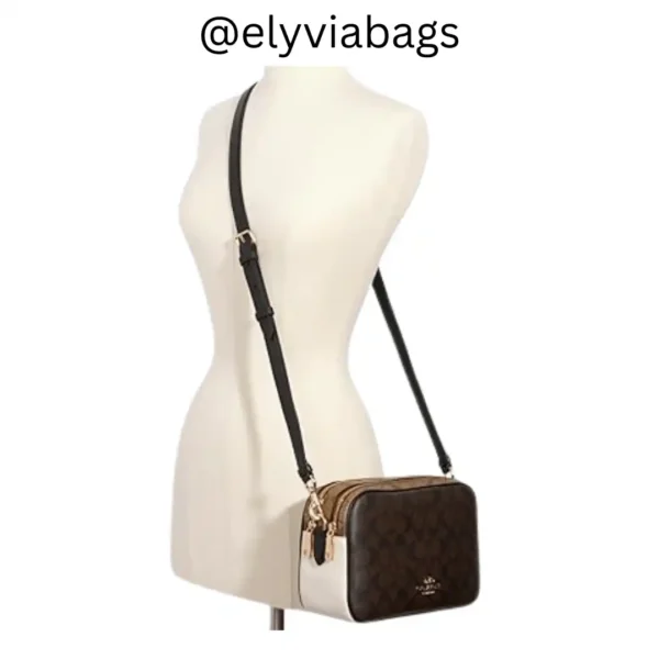 Coach Jes Crossbody Bag carry style
