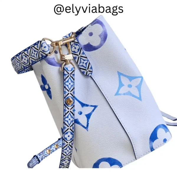 LV By The Pool NéoNoé BB Blue side view
