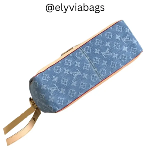 LV Dauphine Soft bottom view